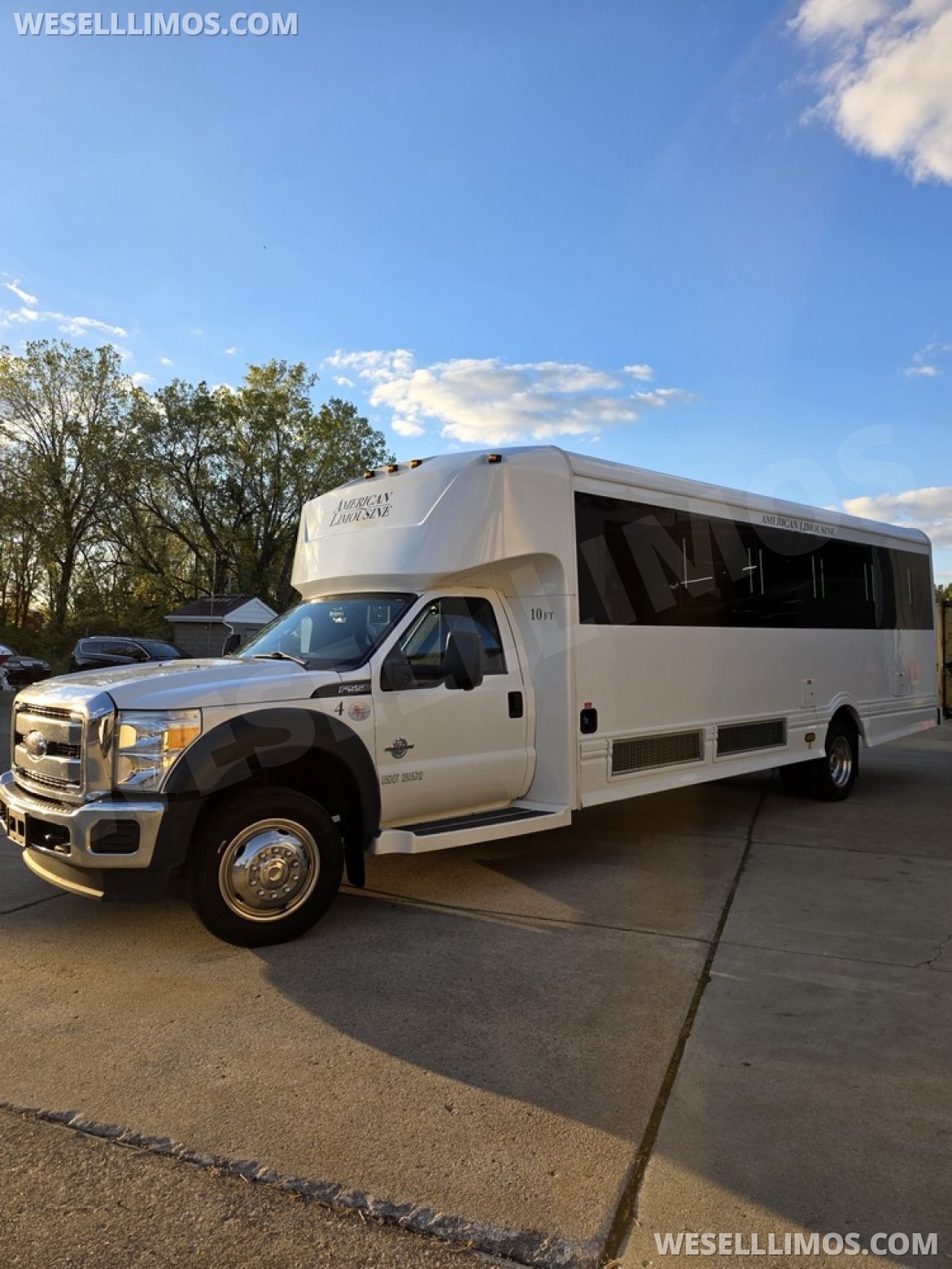 Photo of Limo Bus for sale: 2015 Ford F550 by LGE/Glaval