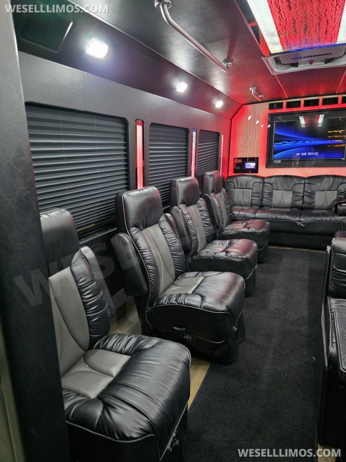 Photo of Executive Shuttle for sale: 2015 Ford E450 Luxury Coach by LGE Coachworks