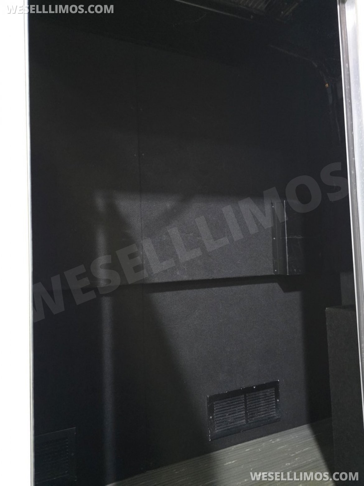 Photo of Executive Shuttle for sale: 2015 Ford E450 Luxury Coach by LGE Coachworks