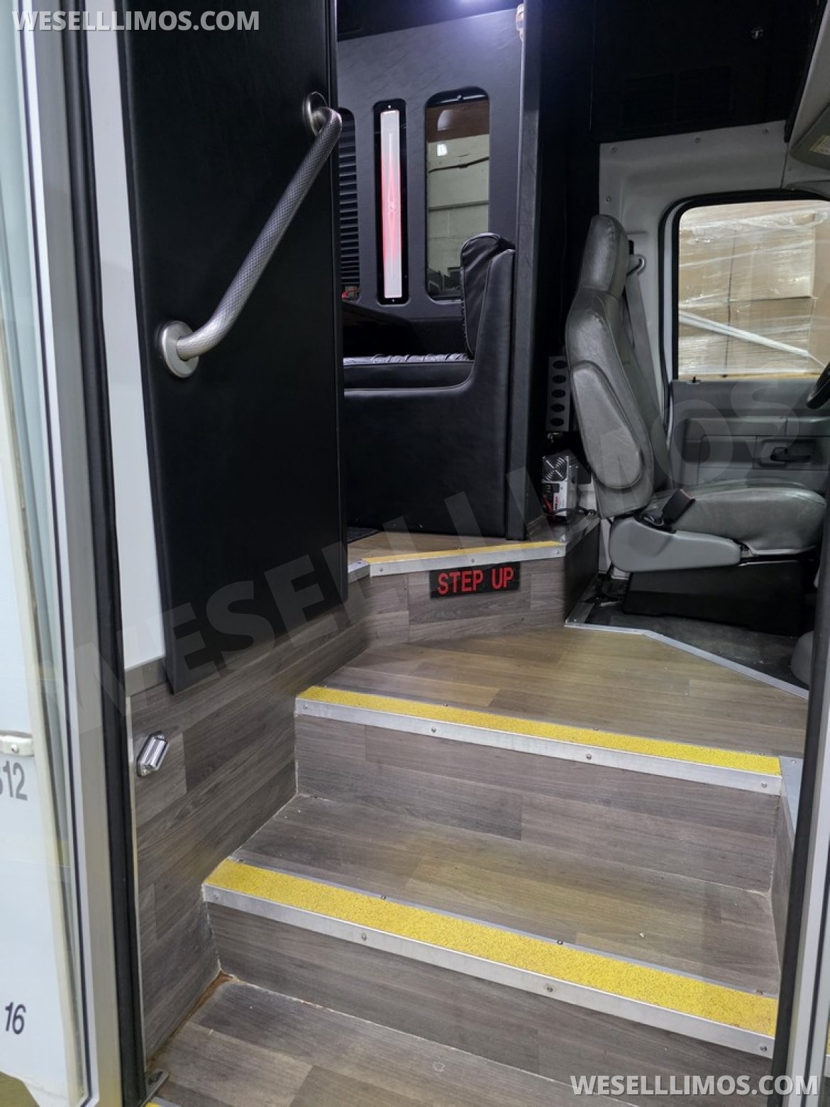 Photo of Executive Shuttle for sale: 2015 Ford E450 Luxury Coach by LGE Coachworks