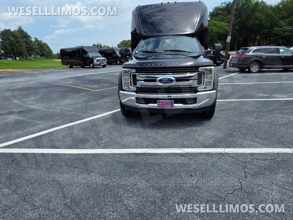 2023 Ford f600 Shuttle Bus for Sale in Laguna Niguel, CA - Main Photo