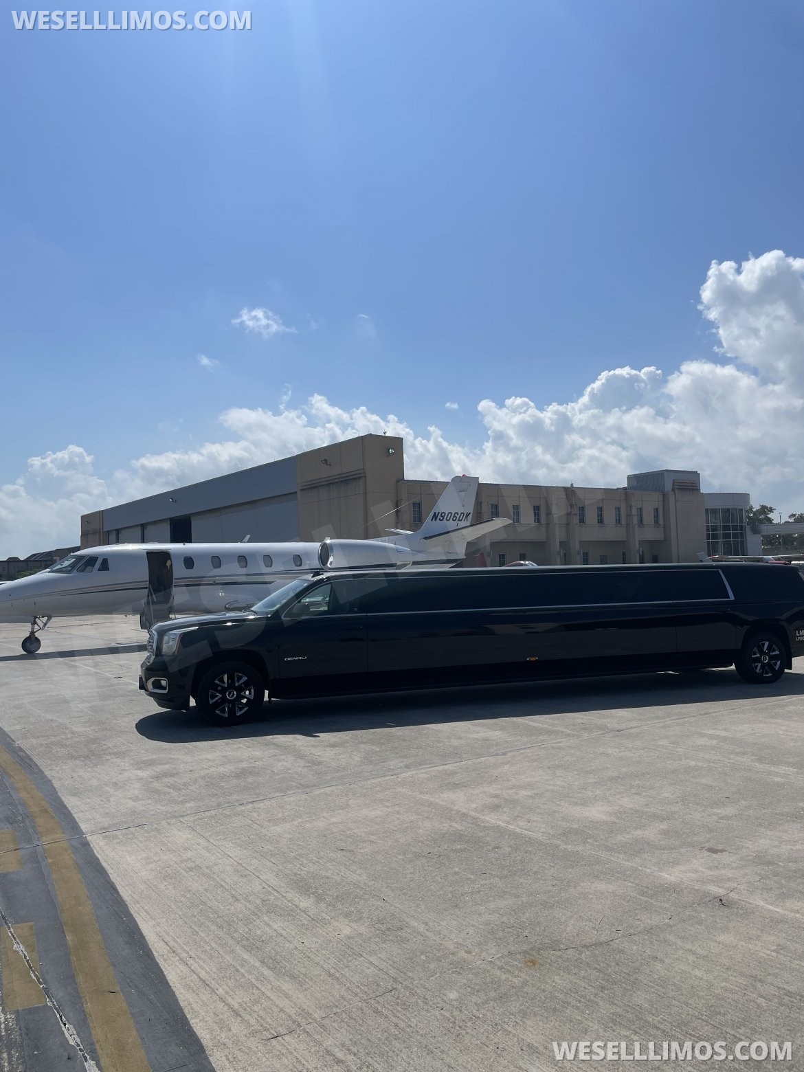 Photo of SUV Stretch for sale: 2018 GMC XL 185&quot; by Tiffany Coachworks