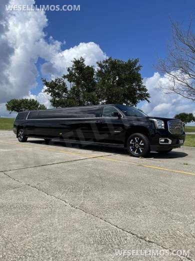 2018 Tiffany Coachworks GMC YUKON XL SUV Stretch Limo. One Of A Kind... Low Miles 27mi - SUV Stretch for Sale in Kenner, LA - Photo 17