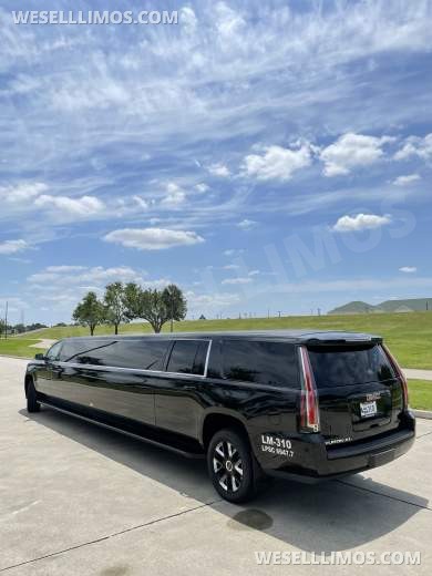 2018 Tiffany Coachworks GMC YUKON XL SUV Stretch Limo. One Of A Kind... Low Miles 27mi - SUV Stretch for Sale in Kenner, LA - Photo 22