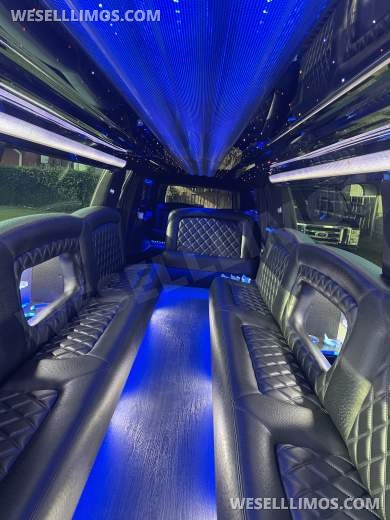 2018 Tiffany Coachworks GMC YUKON XL SUV Stretch Limo. One Of A Kind... Low Miles 27mi - SUV Stretch for Sale in Kenner, LA - Photo 29