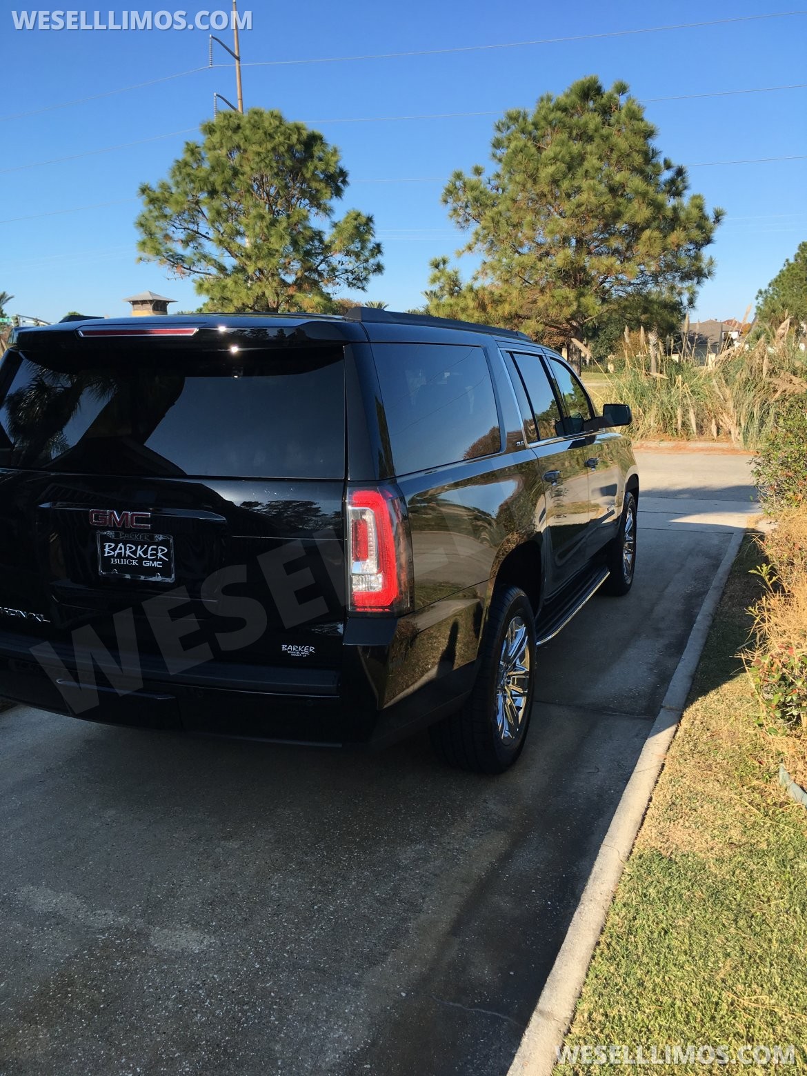 Photo of SUV Stretch for sale: 2018 GMC XL 185&quot; by Tiffany Coachworks
