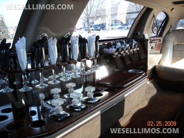 2004 Ford Excursion SUV Stretch for Sale in Minneapolis, MN - Main Photo