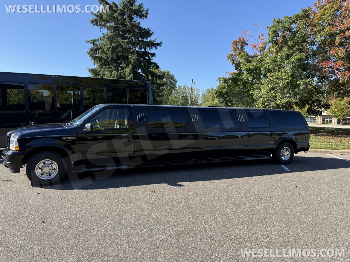Photo of SUV Stretch for sale: 2004 Ford Excursion 140&quot; by Springfield Coach Builders