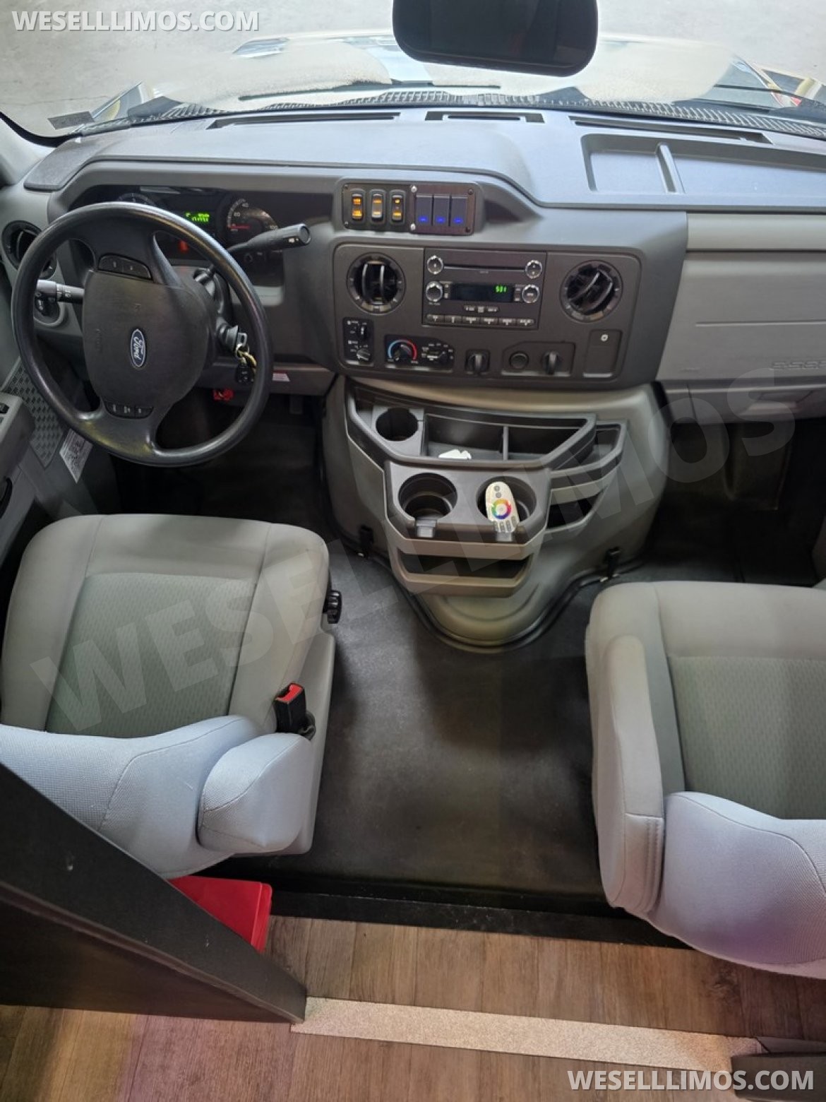 Photo of Limo Bus for sale: 2018 Ford E450 Limobus 20 Pax only 18K miles by Embassy