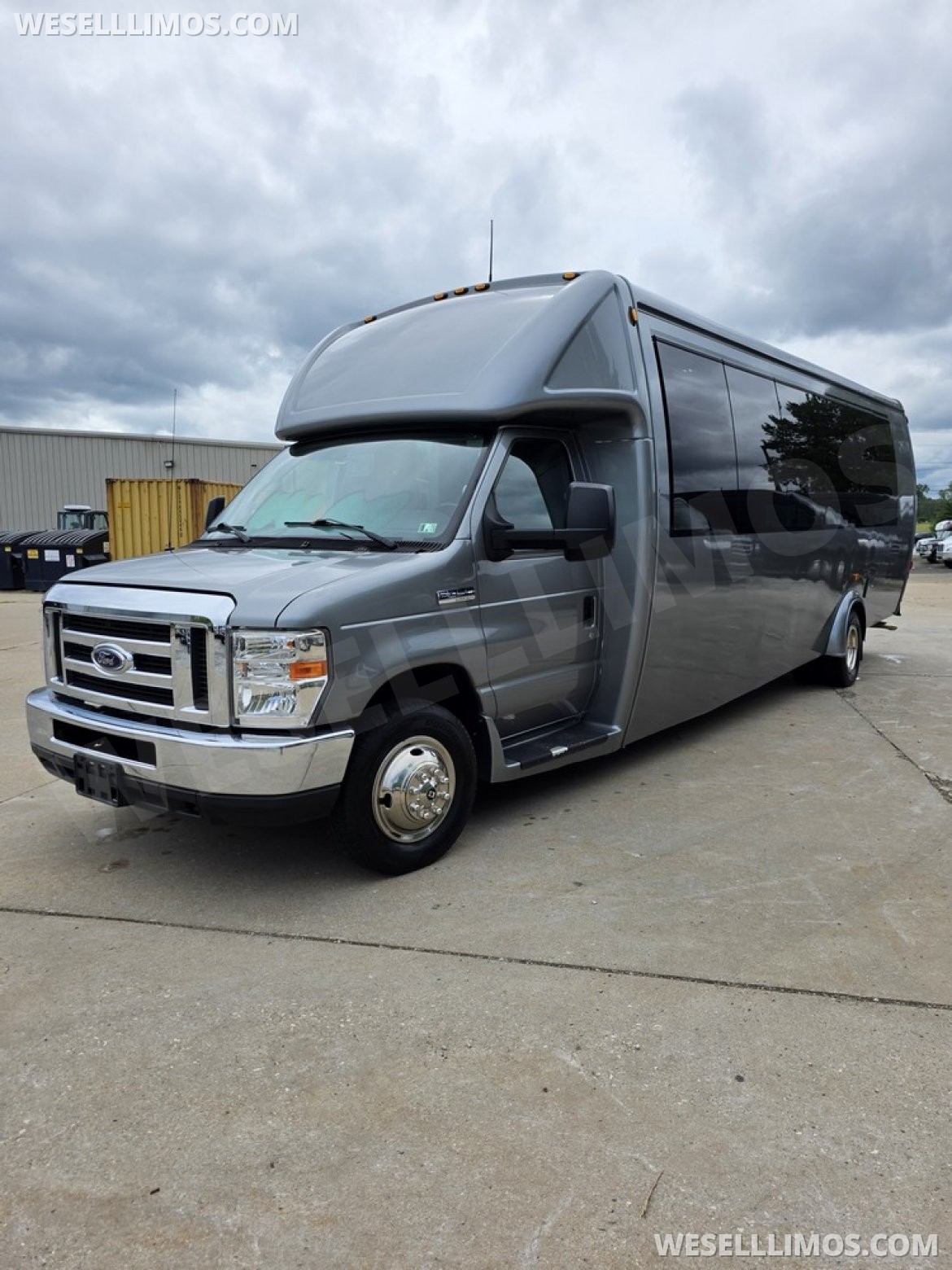 Photo of Limo Bus for sale: 2018 Ford E450 Limobus 20 Pax only 18K miles by Embassy