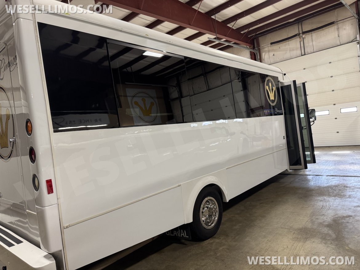 Photo of Limo Bus for sale: 2017 Ford E450 Party Bus - 14 passenger 27" by LGE