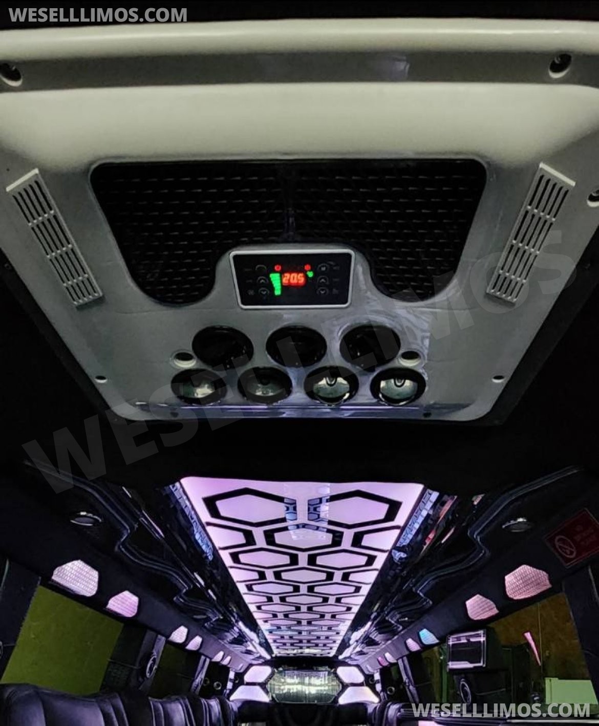 Photo of Limousine for sale: 2011 Infiniti QX56 200&quot; by Pinnacle Coach