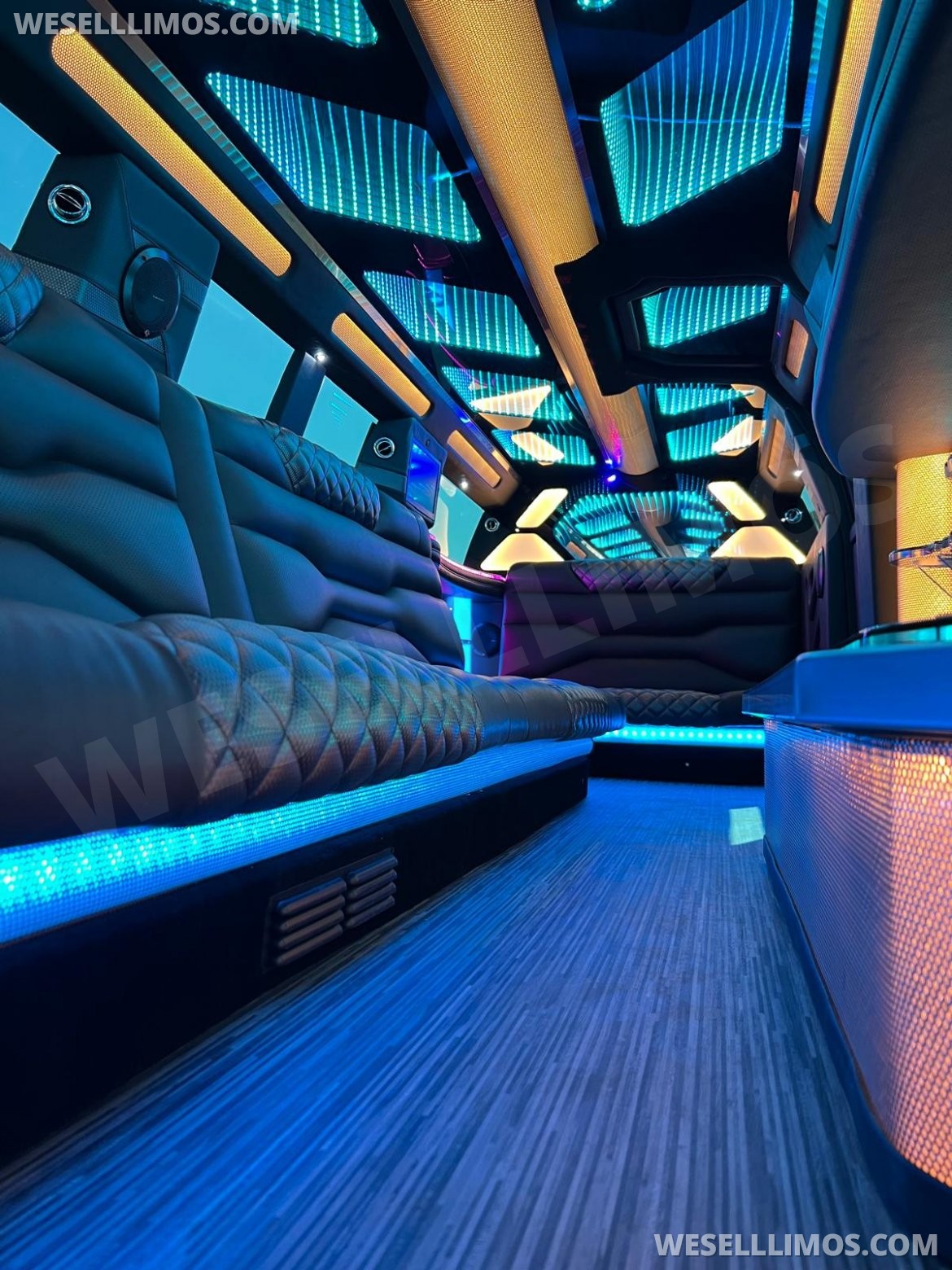 Photo of Limousine for sale: 2025 Cadillac XT6 180&quot; by Pinnacle Limousine MFG