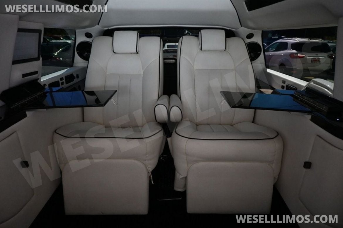 Photo of CEO SUV Mobile Office for sale: 2013 Chevrolet Suburban