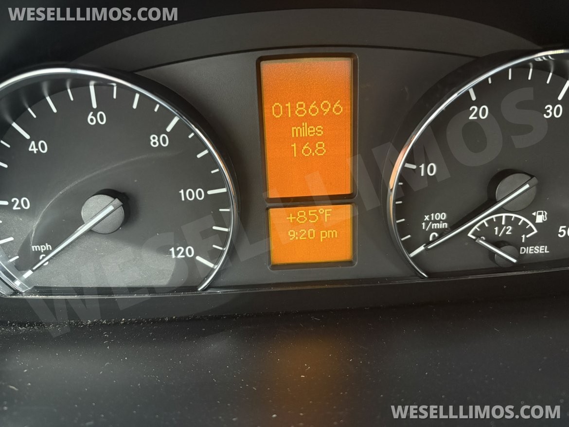 Photo of Limousine for sale: 2013 Mercedes-Benz Sprinter 2500 Limousne