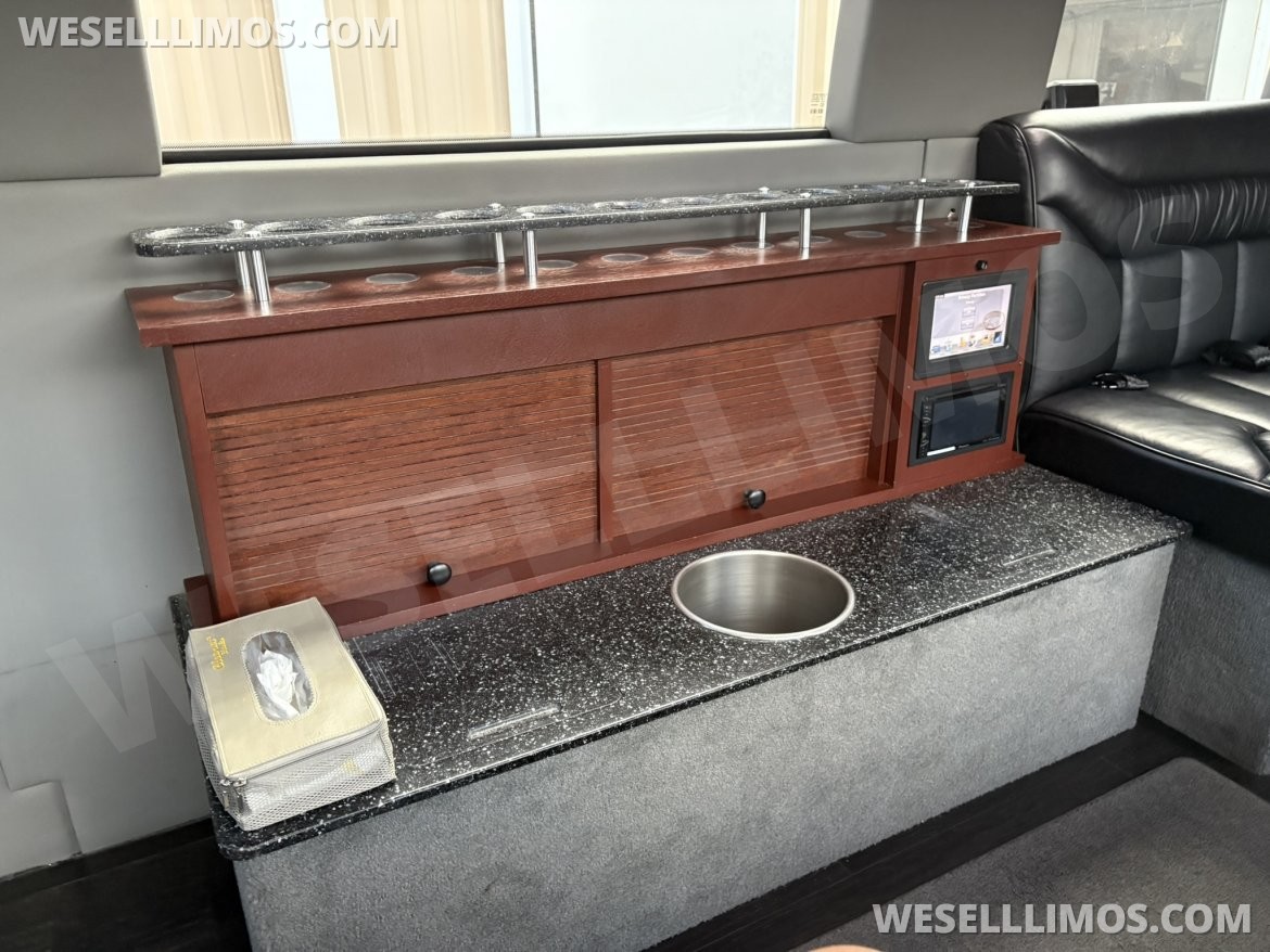 Photo of Limousine for sale: 2013 Mercedes-Benz Sprinter 2500 Limousne