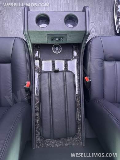 2024 Springfield Coach / Limo Land Ford TRANSIT 350 HR Executive Shuttle - Executive Shuttle for Sale in Crowley, LA - Photo 20