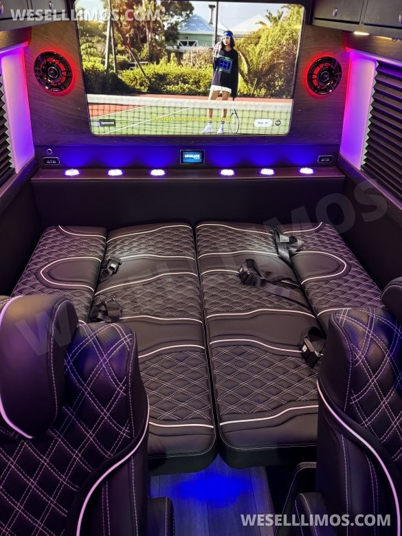 2023 Mercedes-Benz 3500 Sprinter Sprinter for Sale in Tampa, FL - Photo 3