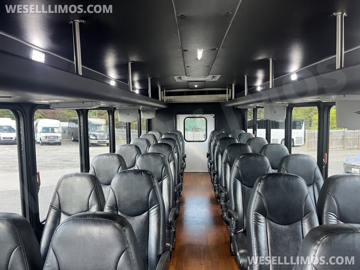 Photo of Shuttle Bus for sale: 2013 International IC/AC by StarCraft