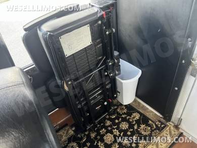 2013 StarCraft International IC/AC Shuttle Bus - Shuttle Bus for Sale in Pasadena, MD - Photo 7