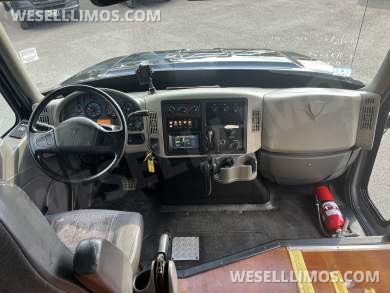 2013 StarCraft International IC/AC Shuttle Bus - Shuttle Bus for Sale in Pasadena, MD - Photo 9