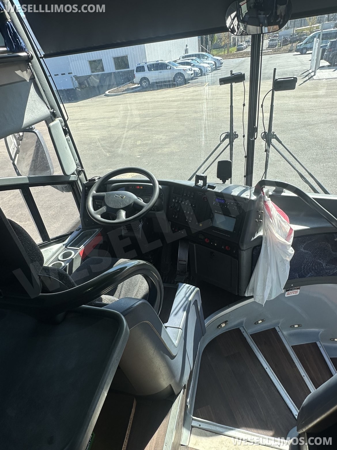 Photo of Motorcoach for sale: 2015 Van Hool CX45 45&quot;