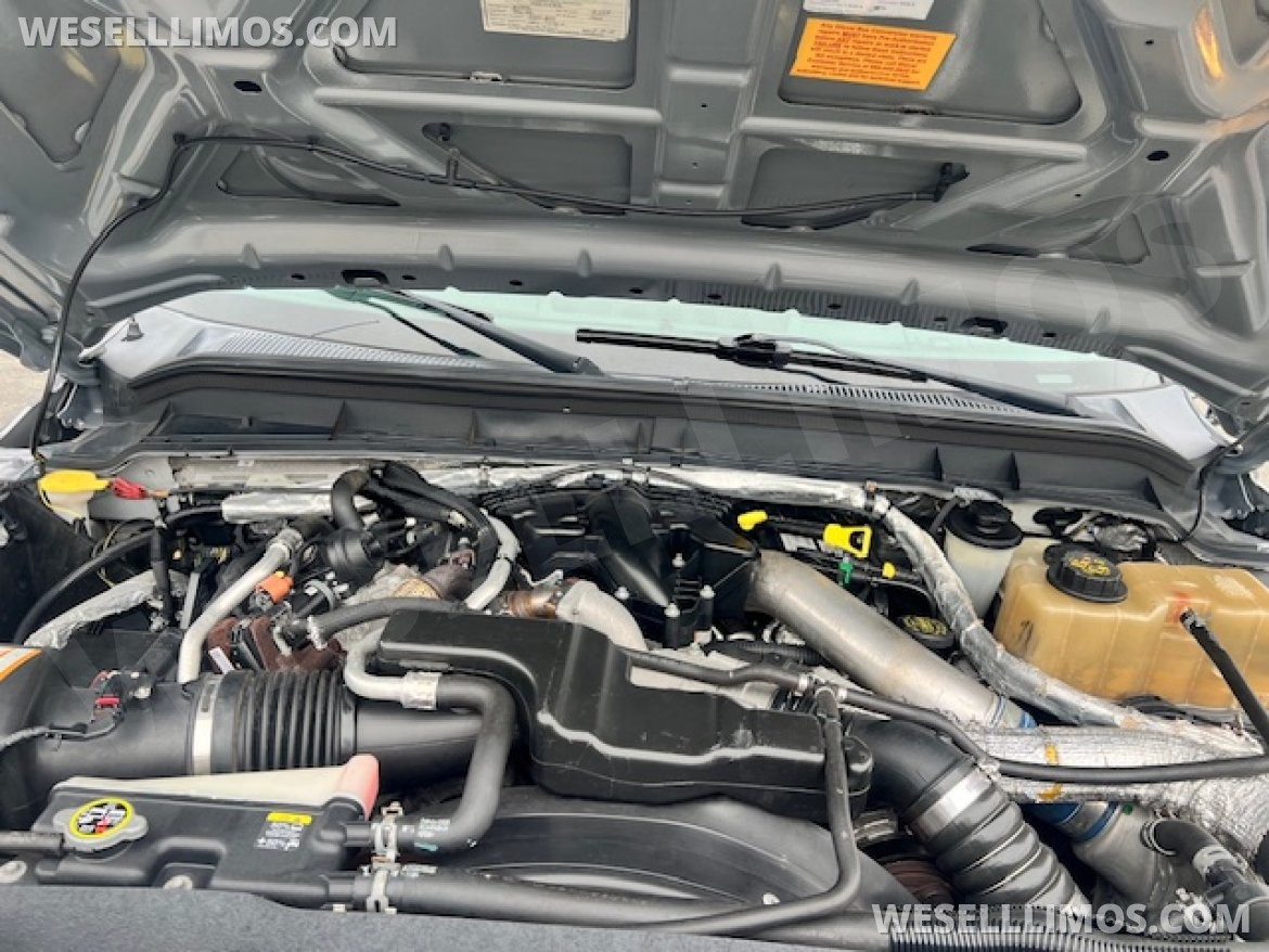 Photo of Executive Shuttle for sale: 2013 Ford F-550 by Glaval