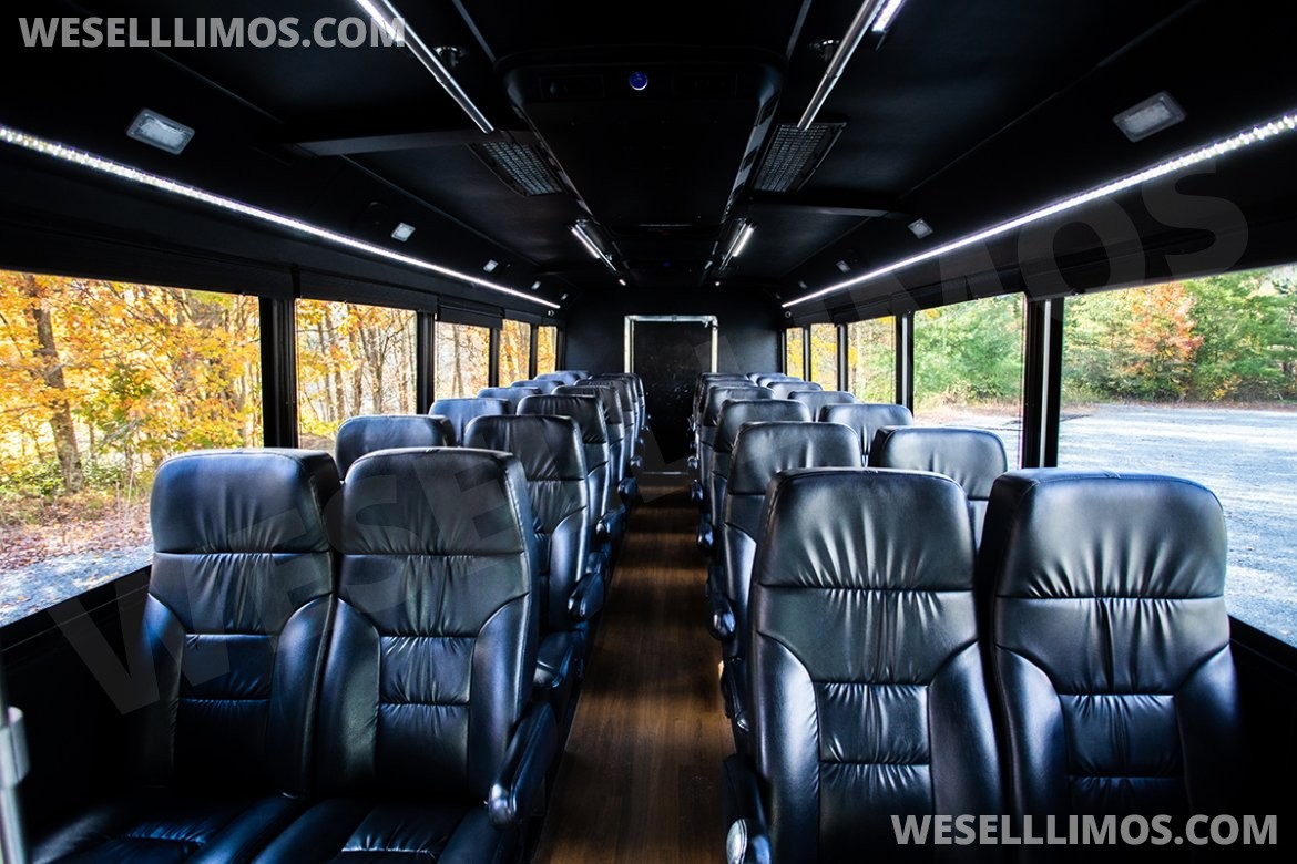 Photo of Executive Shuttle for sale: 2013 Ford F-550 by Glaval