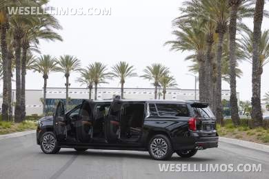 2023 GMC Yukon XL Denali Ultimate SUV 6 Door Stretch - SUV Stretch for Sale in Ontario, CA - Photo 5