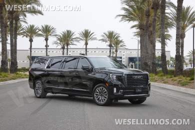 2023 GMC Yukon XL Denali Ultimate SUV 6 Door Stretch - SUV Stretch for Sale in Ontario, CA - Photo 2