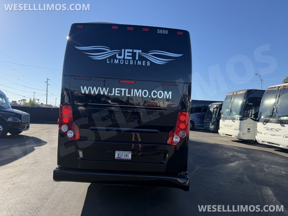 Photo of Motorcoach for sale: 2014 Prevost H345 45"