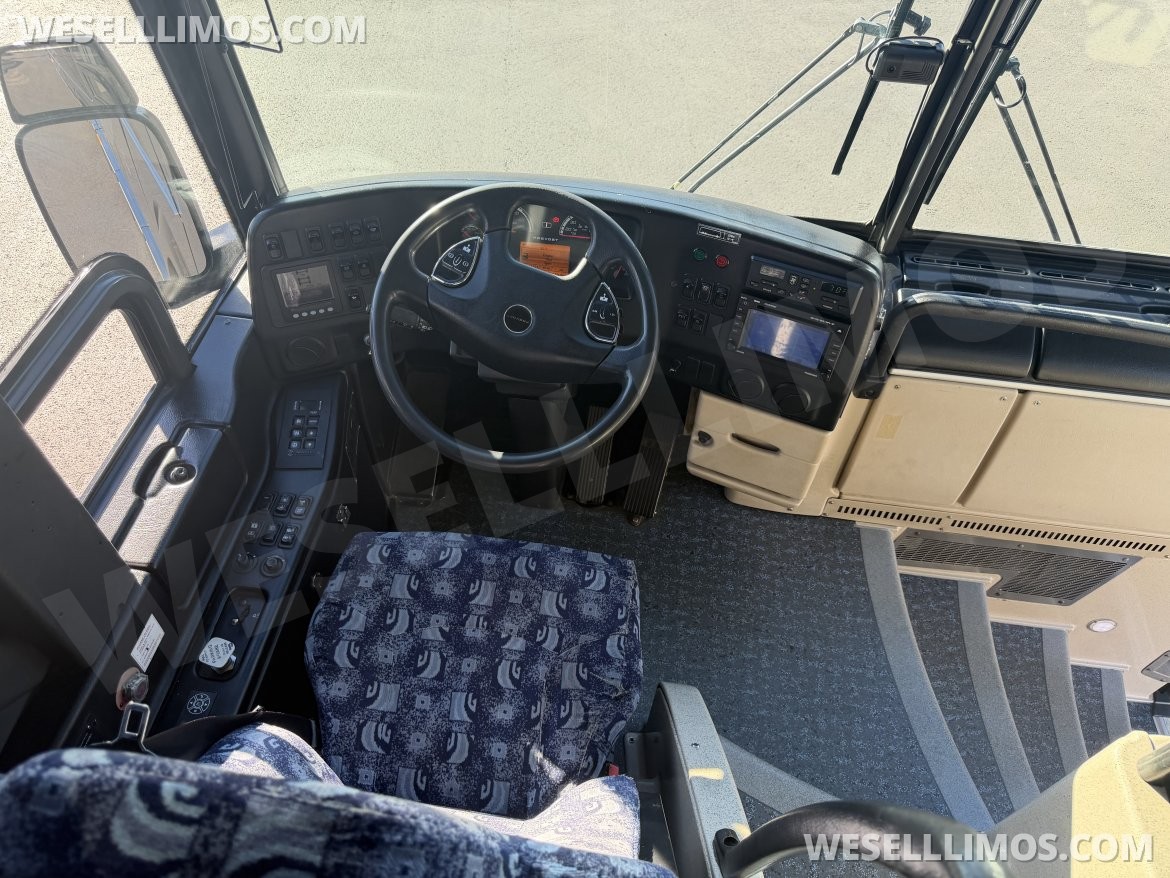 Photo of Motorcoach for sale: 2014 Prevost H345 45"