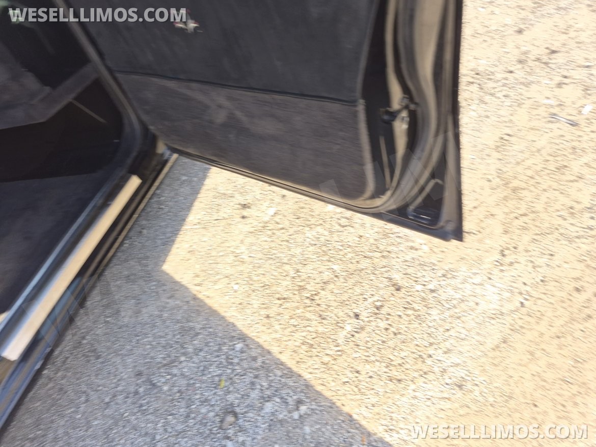 Photo of Funeral for sale: 2007 Cadillac DTS by Federal