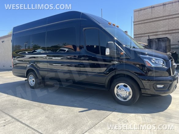 2023 Ford 350 XLT High Top Sprinter for Sale in Buena Park, CA - Photo 3