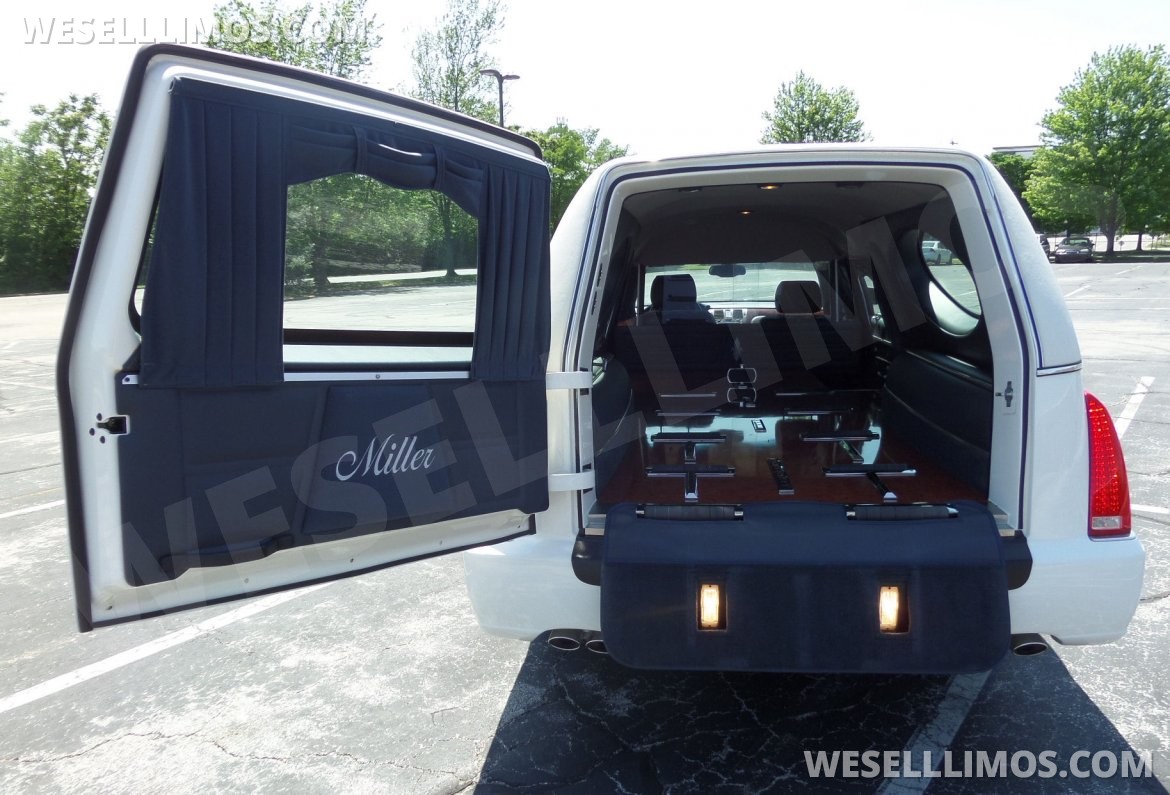 Photo of Funeral for sale: 2007 Cadillac Statesman by Superior