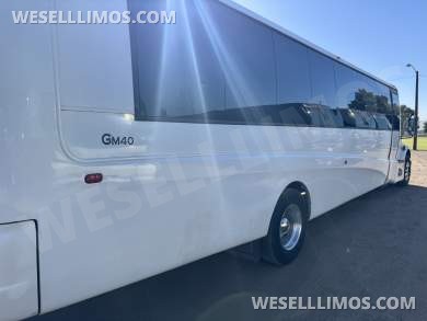 2018 Grech Motors Freightliner Executive Shuttle - Executive Shuttle for Sale in Laguna Niguel, CA - Photo 5