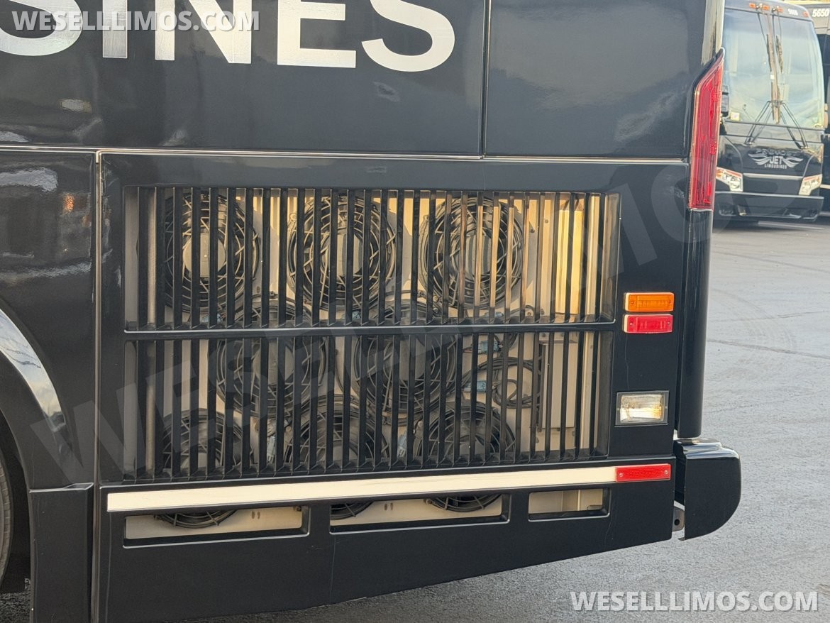 Photo of Motorcoach for sale: 2015 Prevost H345 45&quot;