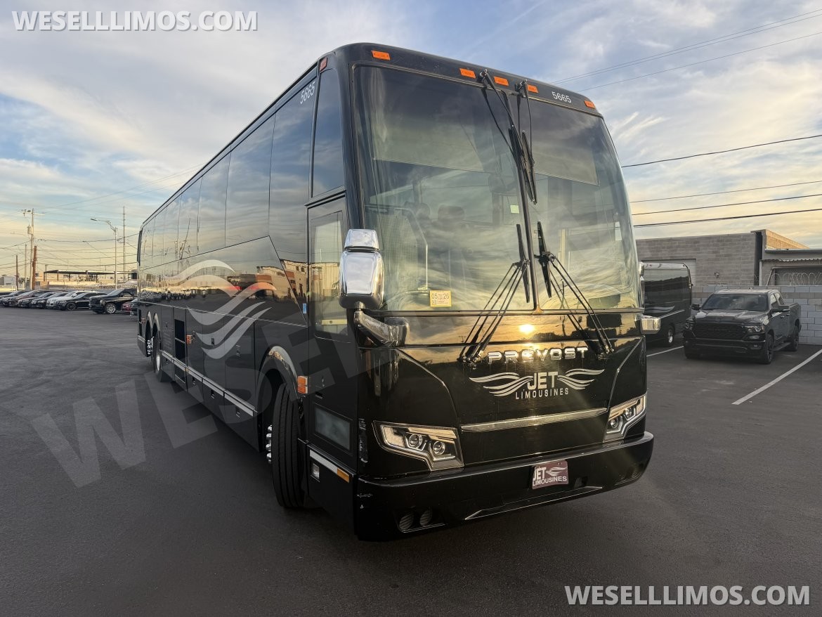 Photo of Motorcoach for sale: 2015 Prevost H345 45&quot;