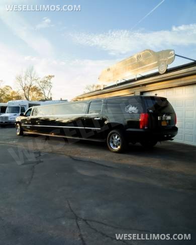 2008 Executive Coach Builders Cadillac Escalade (Suburban 2500) Limousine - Limousine for Sale in Buffalo, NY - Photo 2