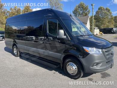 2025 Westwind Mercedes-Benz Sprinter 3500 Sprinter - Sprinter for Sale in Pasadena, MD - Photo 3
