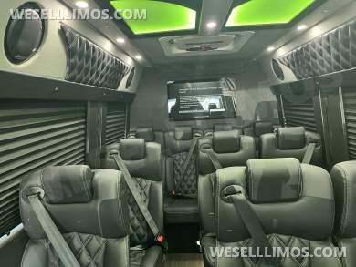 2025 Westwind Mercedes-Benz Sprinter 3500 Sprinter - Sprinter for Sale in Pasadena, MD - Photo 9