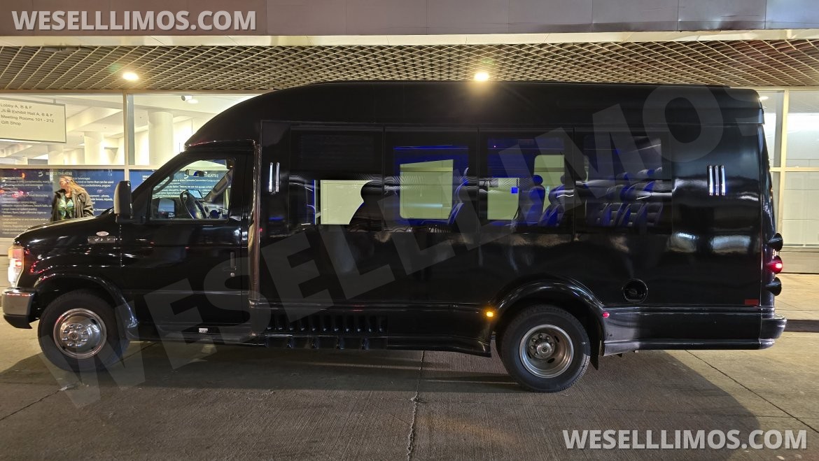 Photo of Executive Shuttle for sale: 2011 Ford E350 by Turtle Top
