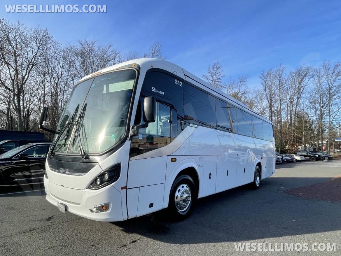 Photo of Motorcoach for sale: 2016 Freightliner Caio 40&quot; by Freightliner