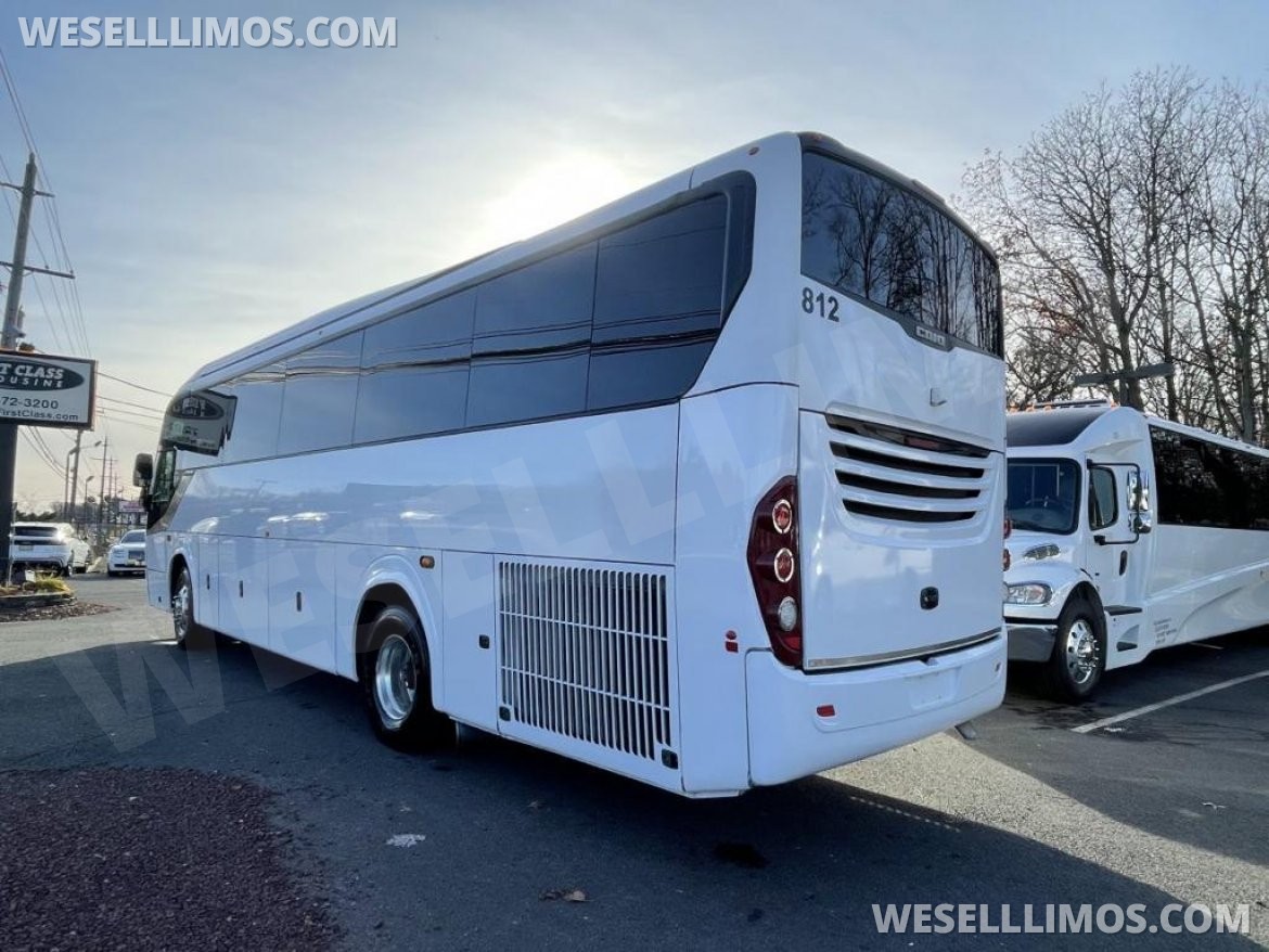 Photo of Motorcoach for sale: 2016 Freightliner Caio 40&quot; by Freightliner