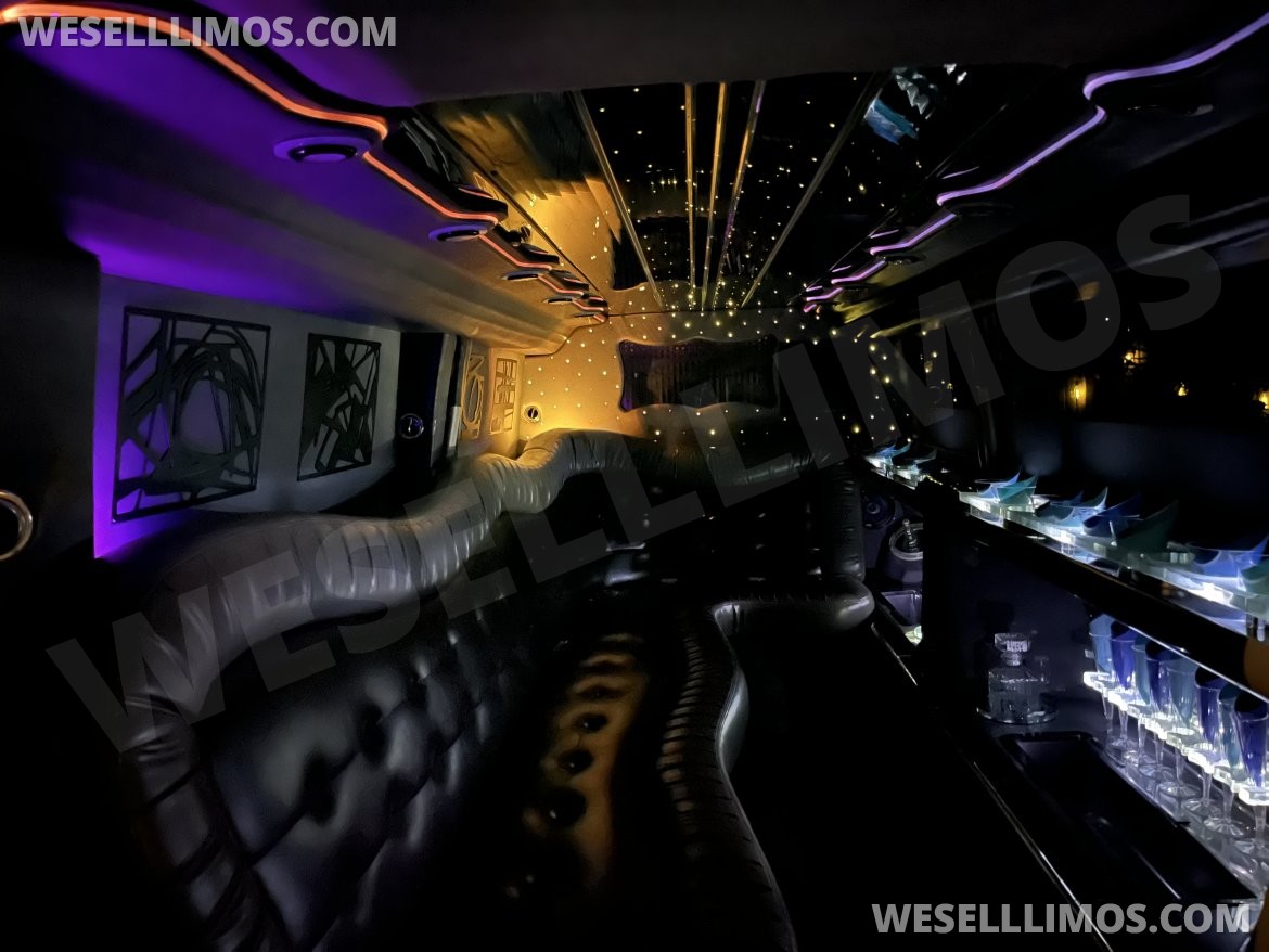 Photo of SUV Stretch for sale: 2007 Jeep Commander by Tiffany