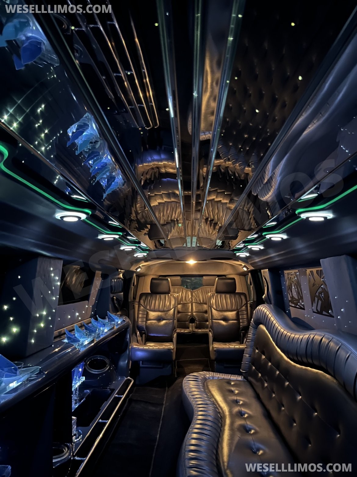 Photo of SUV Stretch for sale: 2007 Jeep Commander 328" by Tiffany