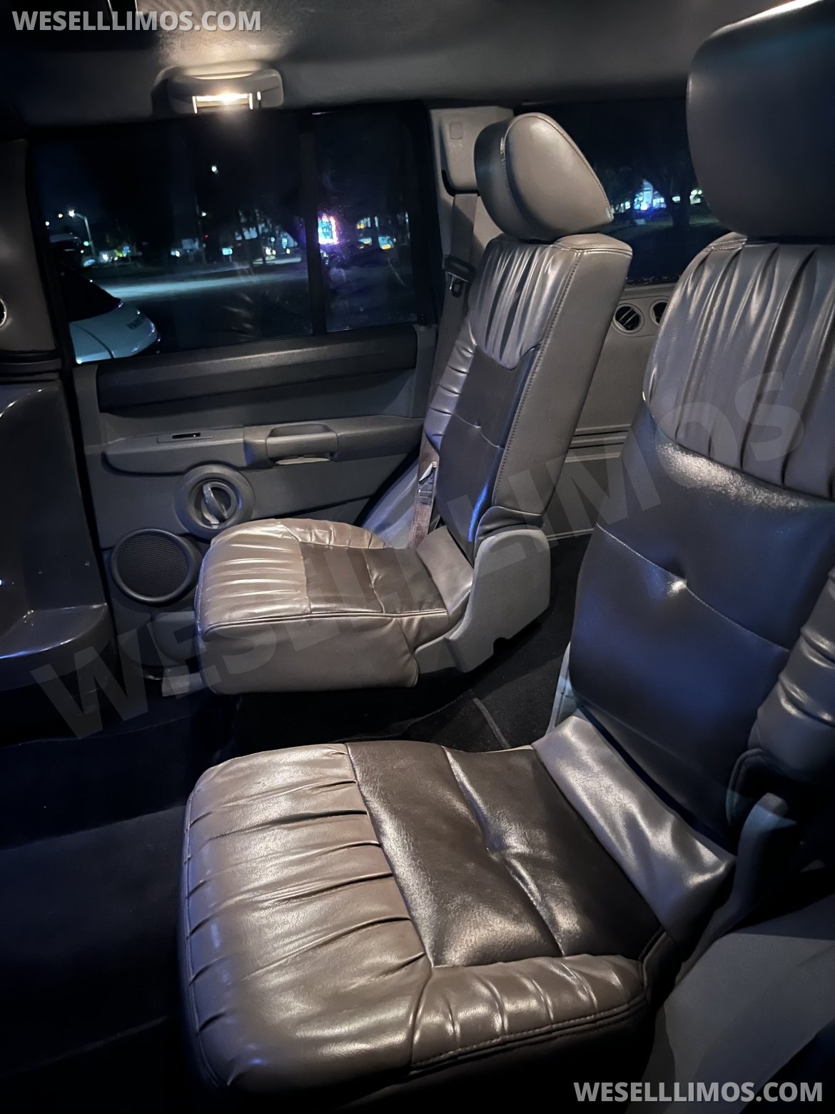 Photo of SUV Stretch for sale: 2007 Jeep Commander 328" by Tiffany