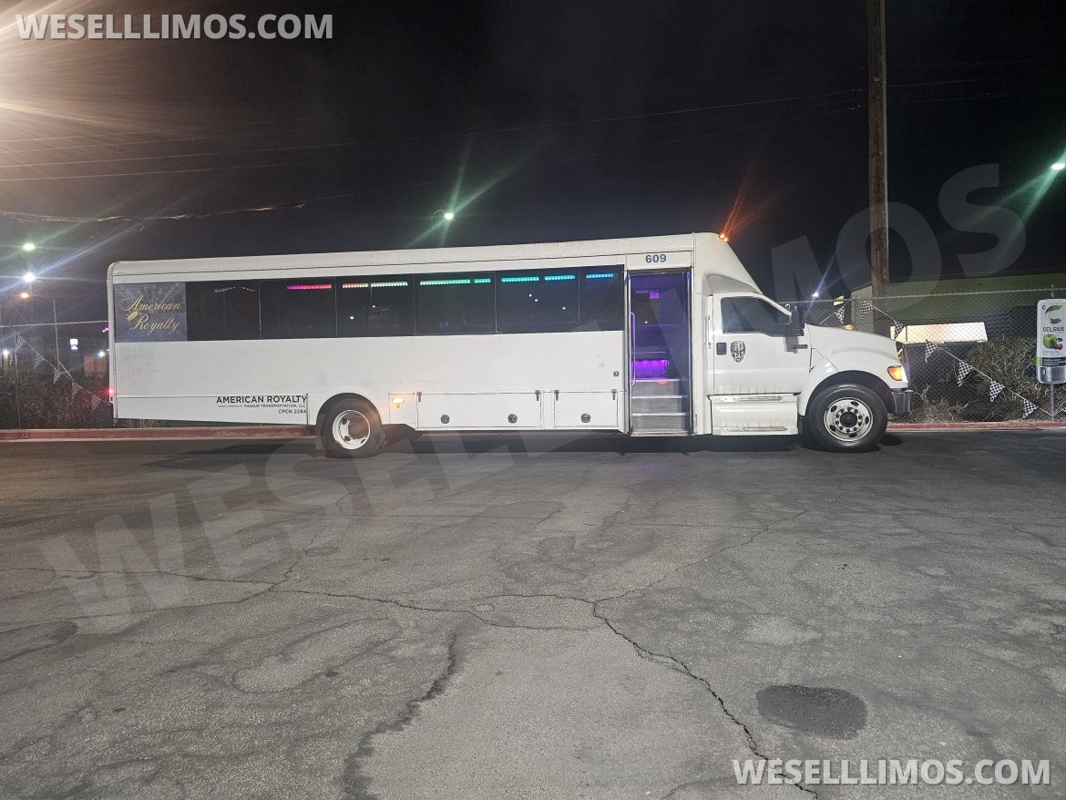 Photo of Limo Bus for sale: 2012 Ford Ford F650 SUPERDUTY by Glaval