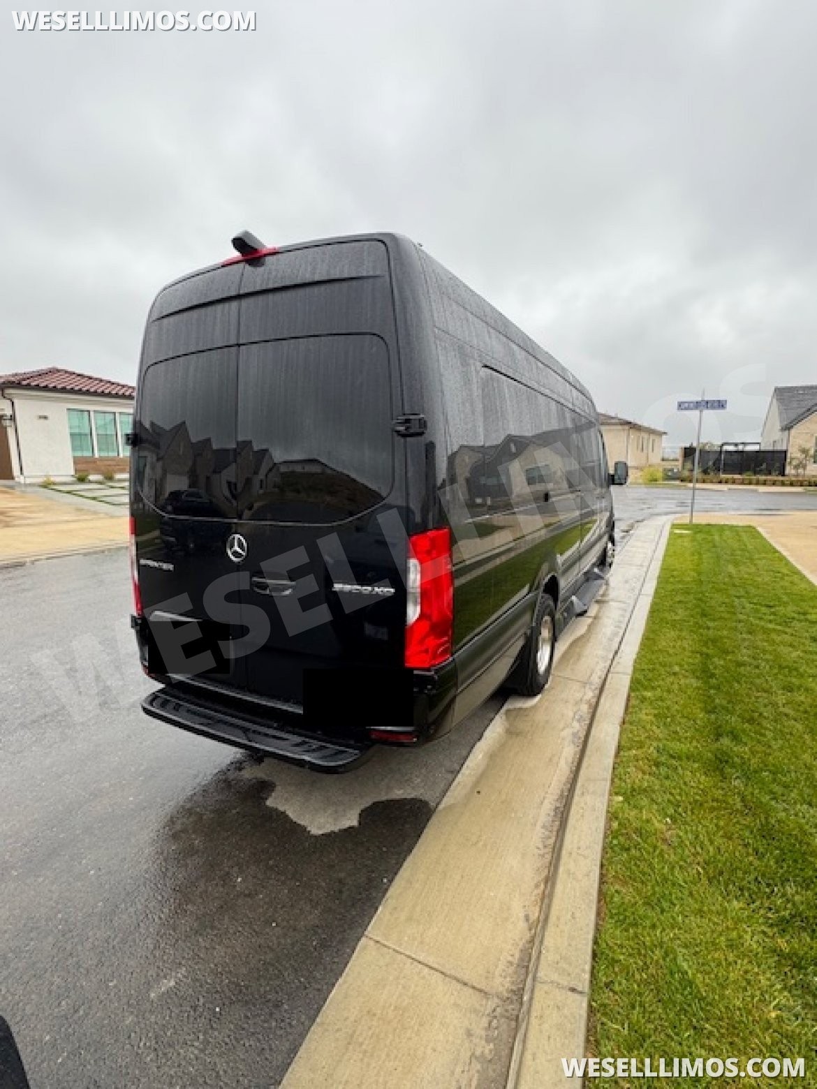 Photo of CEO SUV Mobile Office for sale: 2023 Mercedes-Benz Sprinter CEO by Global Motor Coach