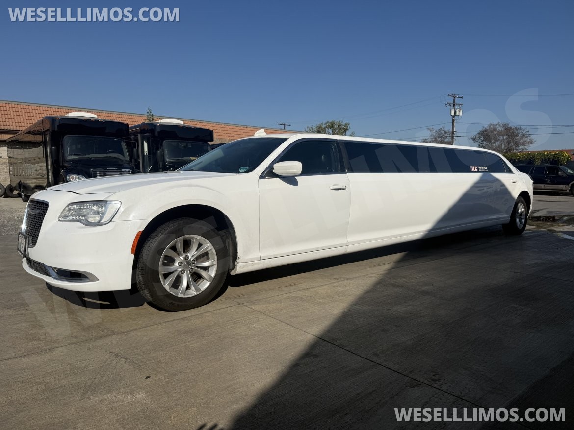 Limousine for sale: 2015 Chrysler 300 30&quot; by Tiffany